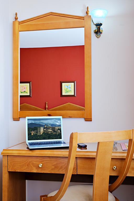 Hotel Tocina Business Albolote Pokoj fotografie