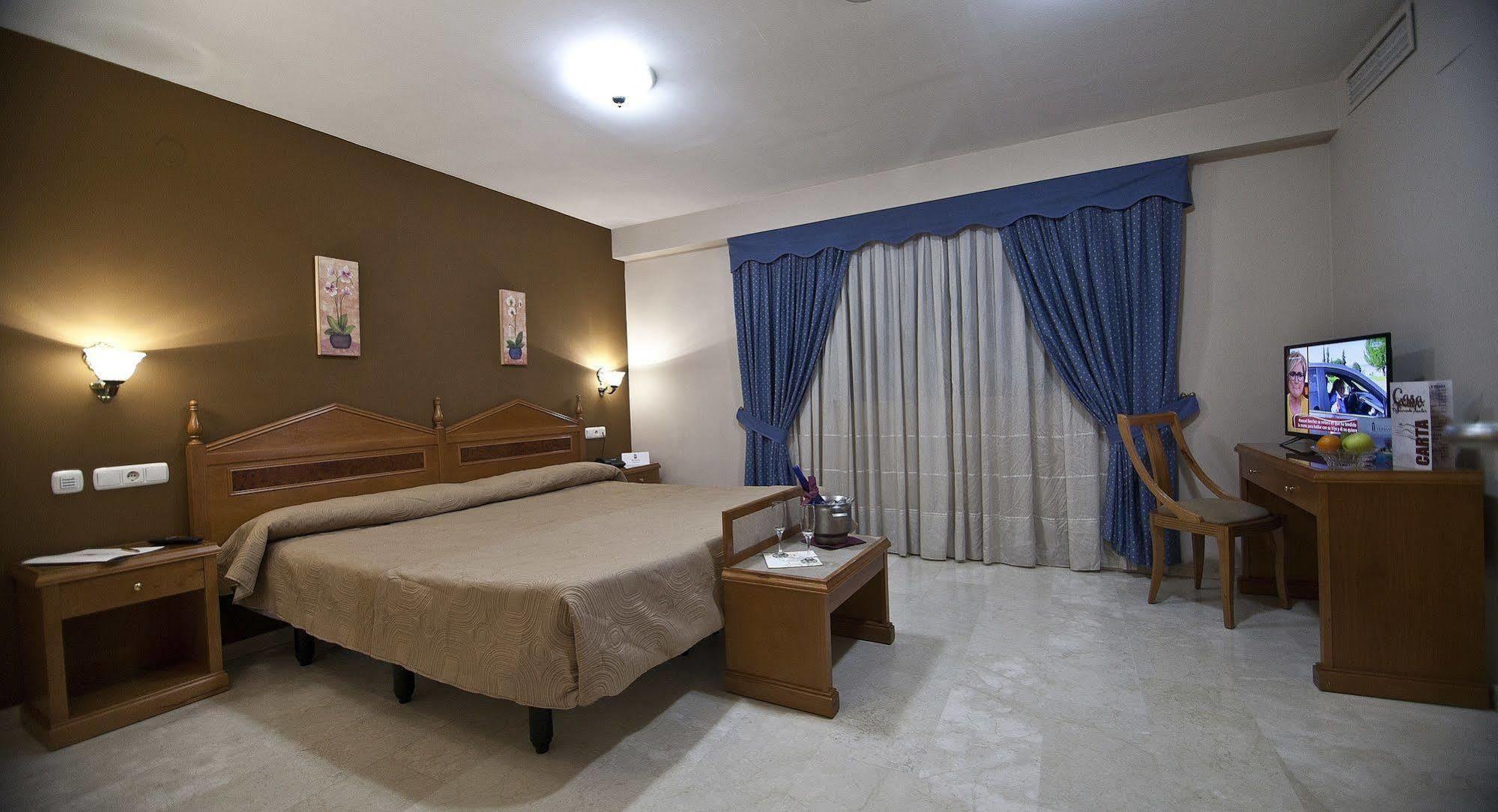Hotel Tocina Business Albolote Exteriér fotografie